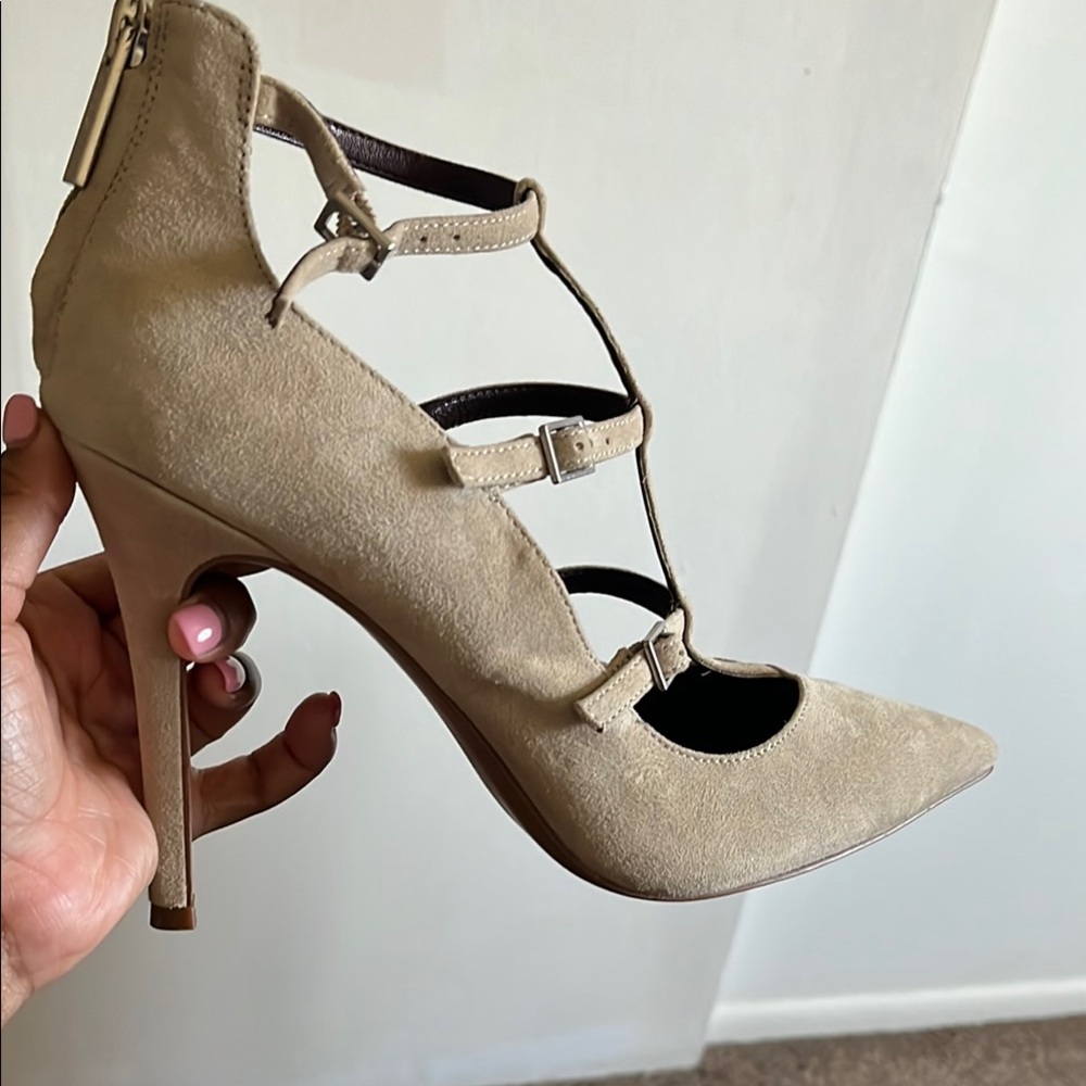 BCBGeneration Tan Heels - Picture 11 of 13